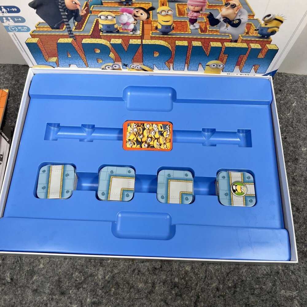 Despicable Me Minion Labyrinth Board Game by Ravensburger - 100% Complete - Picture 7 of 13